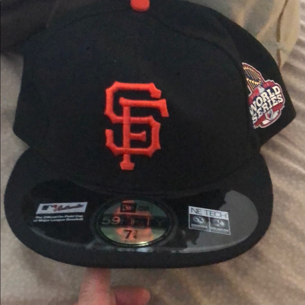 New San Francisco giants baseball cap.